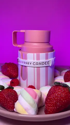 Candee Odyssey🍬🫧 Afrutado, dulce, adictivo y con ese toque moderno que no pasa desapercibido.✨ Si te encantan los perfumes que huelen a caramelo, vainilla o algodón de azúcar... este te va a obsesionar 😍 Perfecto para el día a día o para cuando quieres dejar una estela inolvidable.💕 ¿Ya lo conoces? Es una fantasía hecha perfume. #CandeeOdyssey #PerfumeDulce #eliteperfumes #perfumesárabes 
