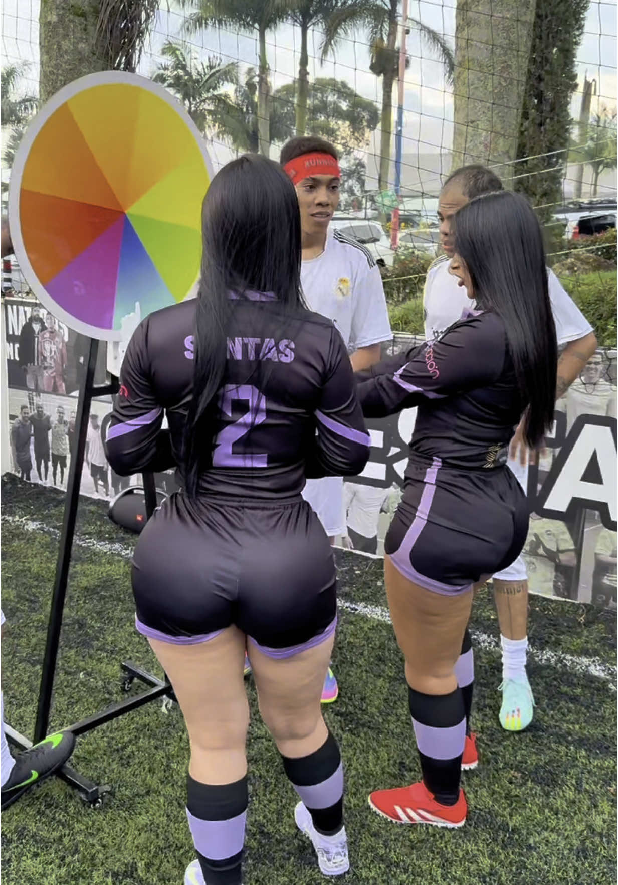Retos con los mochos fc y las @Santas ⚽️ 