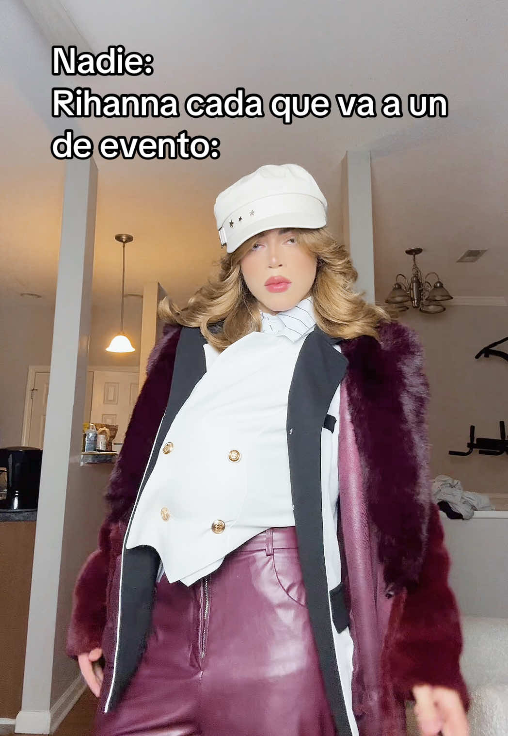 Van como 3 veces ya 😭🤣 #humor #metgala #rihannametgala #rihanna 