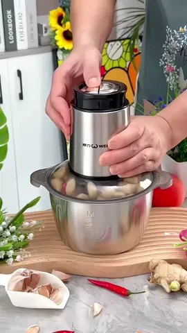#ProcessadorDeAlimentos #PicadorElétrico #MoedorDeCarne #MixerDeCozinha #cozinha #receita #eletrodomesticos 