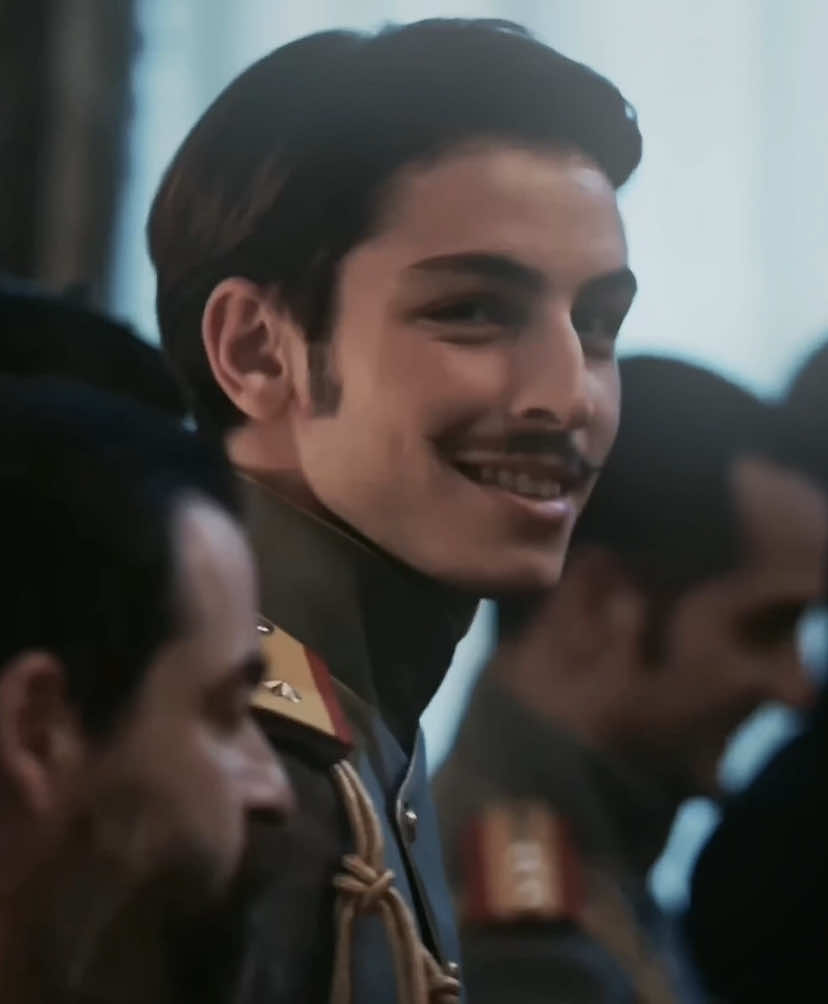 he's sooo fine #leon #leonidaspapadopoulos #vatanimsensinedit #leonedit #leonidaspapadopoulosedit #vatanimsensin #borankuzum #edit #turkishseries #foryou 