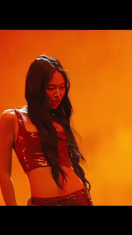 Desculpa pela a qualidade,pq hj o meu cll ficou assim #JENNIE_Ruby  #viral 