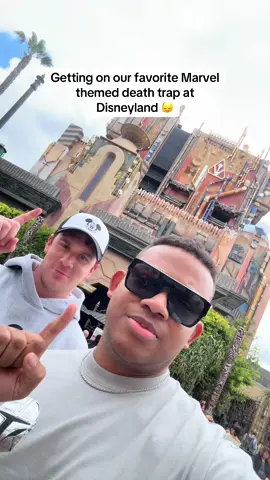 We love a chaotic drop tower #disneyland #disneycaliforniaadventure #disney #guardiansofthegalaxy #disneyrides #disneytiktok #themeparks @Sean 