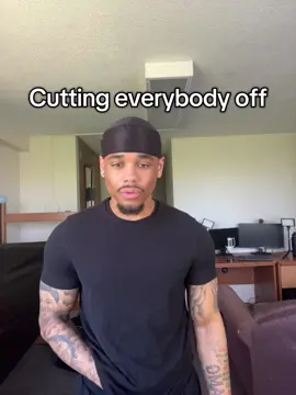 That one dude who cuts his friends off for his new gf #fypシ #viral 