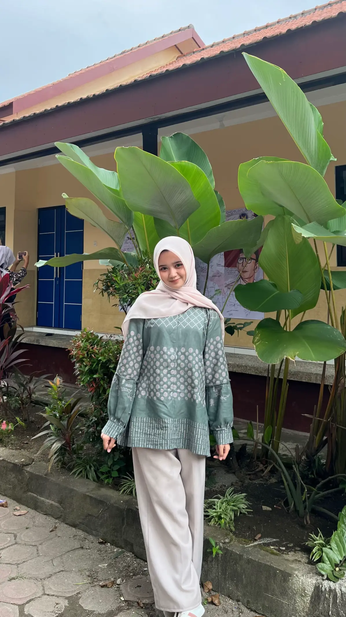 batik mulu🙇🏼‍♀️