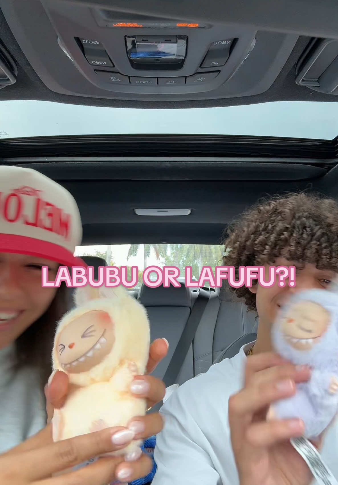 OUR FIRST LAFUFUUUUU I LOVE THEM #fyp #viral #trending #labubu #labubuunboxing #lafufu 