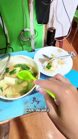 Kalau ngeliatin dia makan lahap kayak gini tuh rasanya gak sia2 masak walaupun capek 🤭