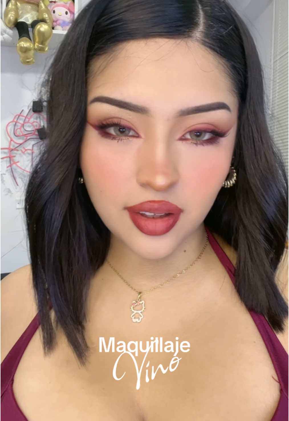 Maquillaje para vestido vino bebés 💋✨ #creatorsearchinsights #makeup #makeupartist #makeupturorial #tutorialmakeup #maquillajetutorial #maquillajevino #maquillajerojo #paratii #fyp #paratii #fyppp 