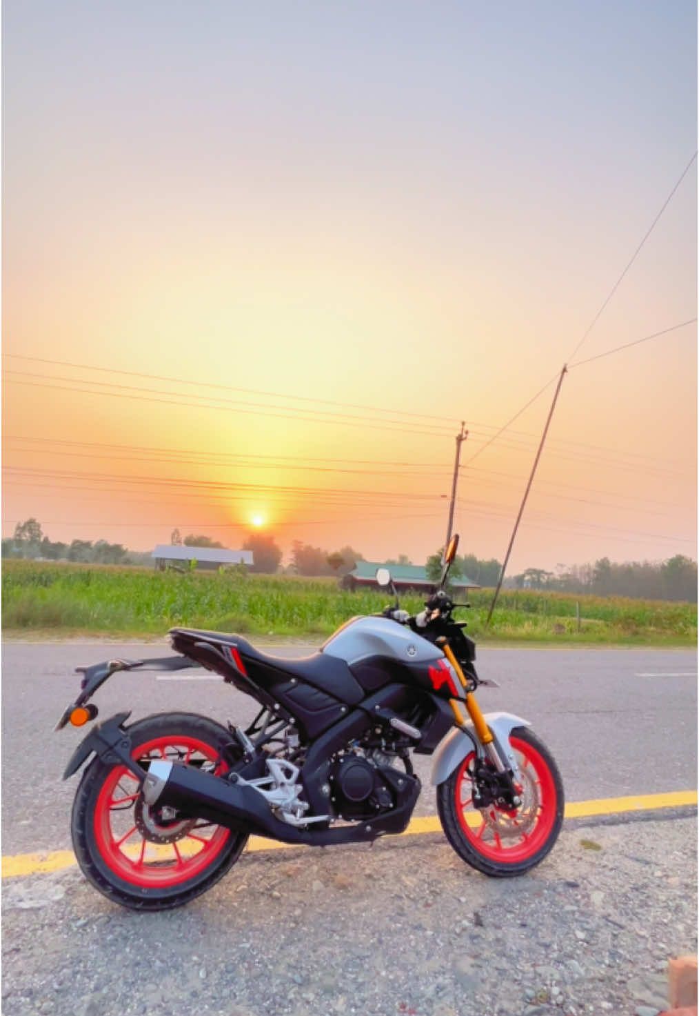 The Yamaha MT-15 V2 has a claimed mileage of 56.87 kmpl. This mileage is based on ARAI (Automotive Research Association of India) standards. In real-world conditions, the actual mileage can vary depending on factors like riding style, traffic conditions, and maintenance. Some sources suggest a city mileage of around 40-45 kmpl.  #yamaha #pathari #foryou #viralvideo #YamahaNepal #mt15 #r15m 