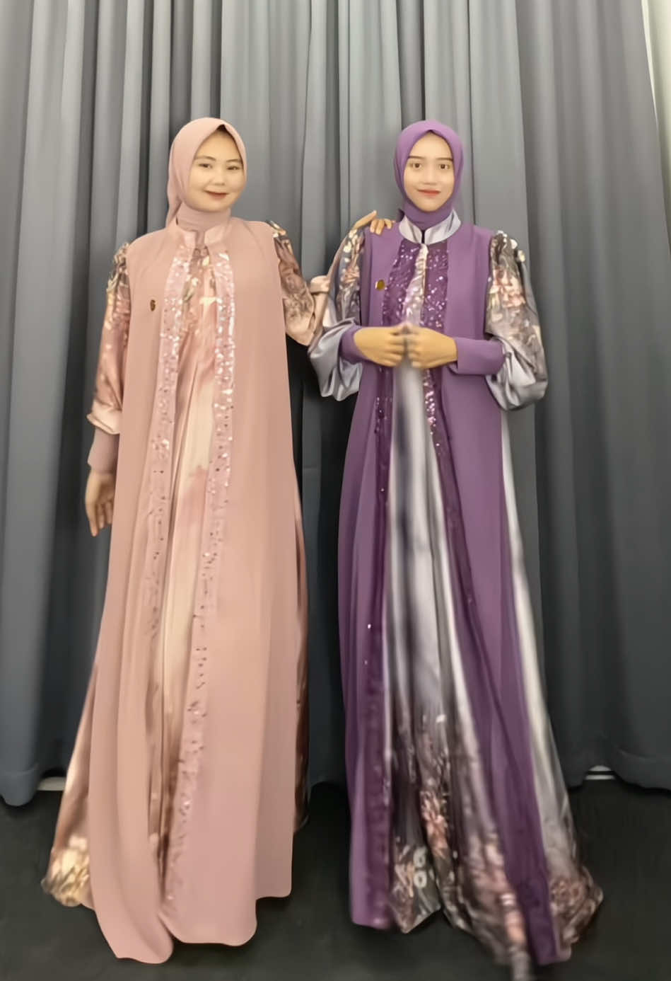 Mewah sekali, jangan lupa join live sekarang juga 🥰 #alesyaofficialstorelive #dress #dresskondangan #dresscantik #dressmurah #dressethijab #gamiskekinian #fashiontiktok #fypdongggggggg #sethijab #fypシ゚viral #style #dresmewah #kondangancheck #tiktokawards #dressoutfit 