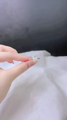 Nhẫn hồ ly, bạc s99 #Bac_LoPa #uytinchatluong #jewelry #bacta #trangsucbaccaocap #chatluong #chatluong #xuhuongtiktok2025 #chatluong #trending #xuhuong2025 #nhẫnđẹp 