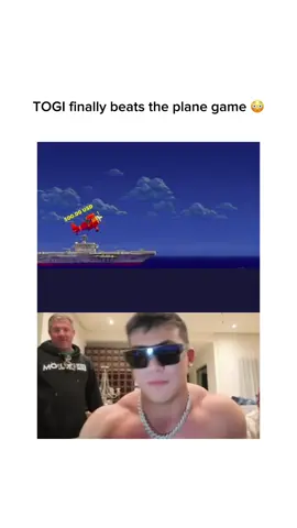 TOGI finally beats the plane game 😳 #togi #planegame #kickstreaming #fypシ゚viral #fypviralシ #trending