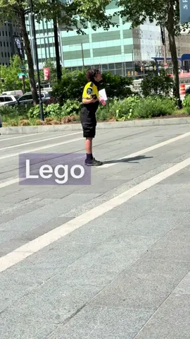 I pulled up downtown Philly today and caught a woman crashing out bad. First she was arguing with her manager and co-workers. We walk off and I try to calm her down and she starts to call the women she works with all kinds of names. The young girls was ready to get active #fyp #viral #racismawareness 
