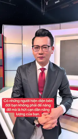 Có những người hiện diện bên đời bạn không phải để nâng đỡ mà là hút cạn dần năng lượng của bạn.#hottiktok_xuhuong #truyencamhungmoingay #congannhandanvietnam👮‍♀️ #traideptiktok #TikTokAwardsVN #hottrend #viral?videotiktok😇😇 #xuhuongtiktok2024❤️🌈✔️titokgiaitri #lạcquan #ynghiacuocsong #binhyen #nhungcaunoithamthuy 