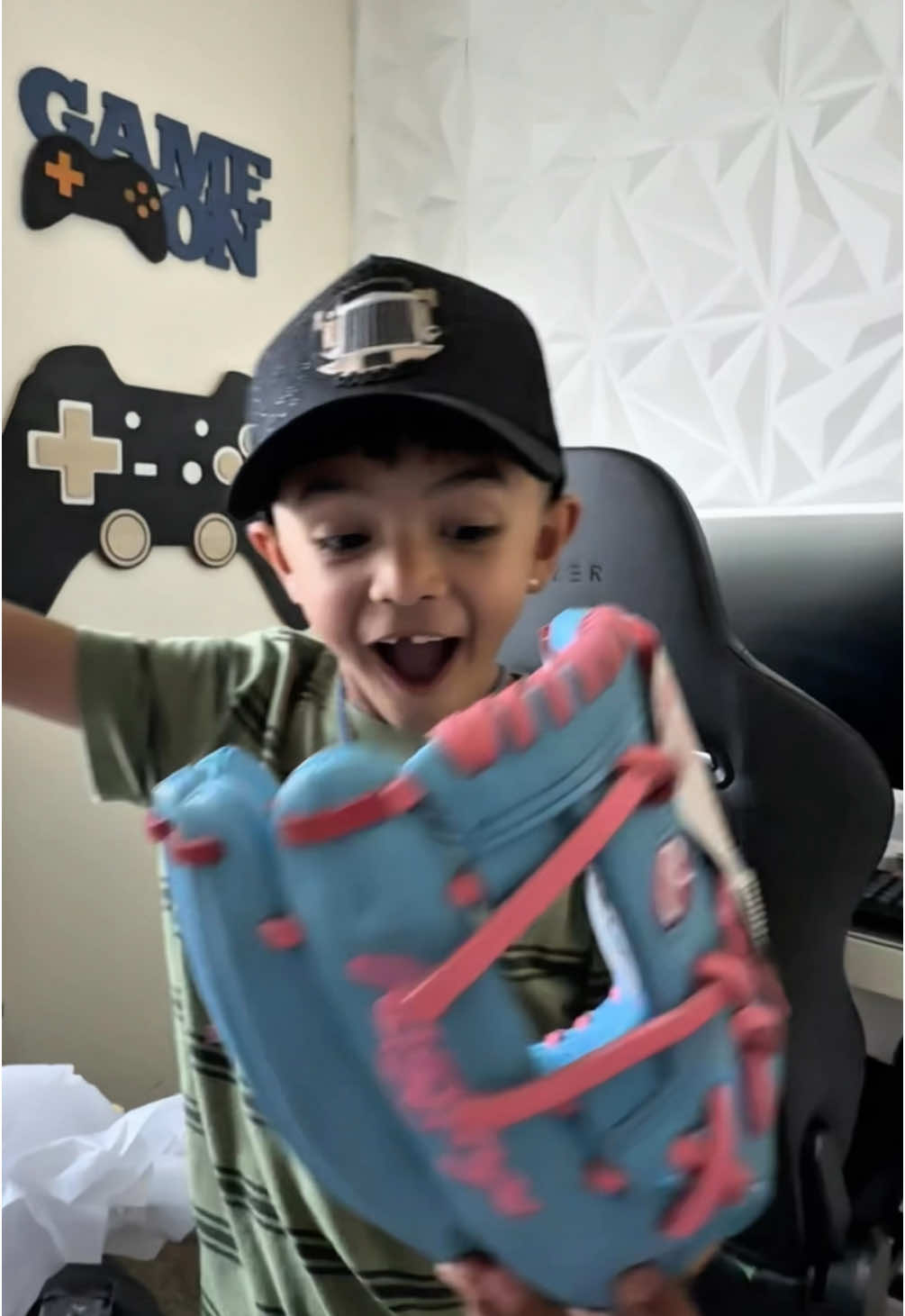 to my first born, you’ve been through it all with us. We were kids with a kid and had no idea what we were going to do. I was 18, freshly graduated out of highschool & working at McDonald’s, I was scared to say the least. You experienced our mistakes, had stormy days with us, but I wouldn’t change anything. May 5th 2016 was the day god gifted us the best gift. keep being yourself & just know you’ll always have your dad here to talk too when days get rough. I love you papa ❤️