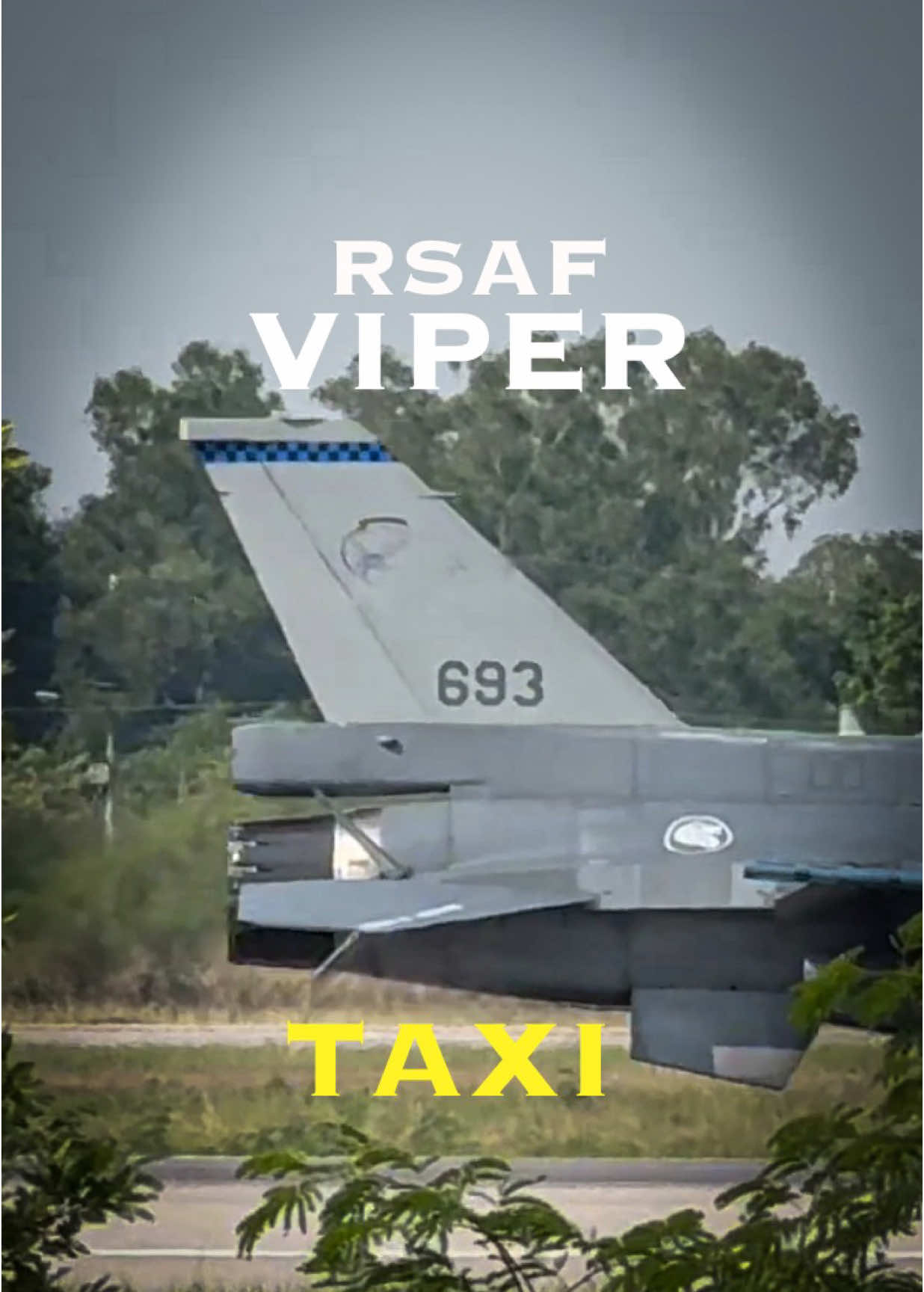 มาให้เห็นแบบชัดๆ#🇹🇭🇸🇬 #f16 #planespotting #rsaf #143sqn #thersaf #udonthani #f16viper #aviation #aviationlovers #aviationdaily #lockheed #lockheedmartinf16 #lockheedmartin #udonthani #singapore #singaporeairforce #145sqn #140sqn