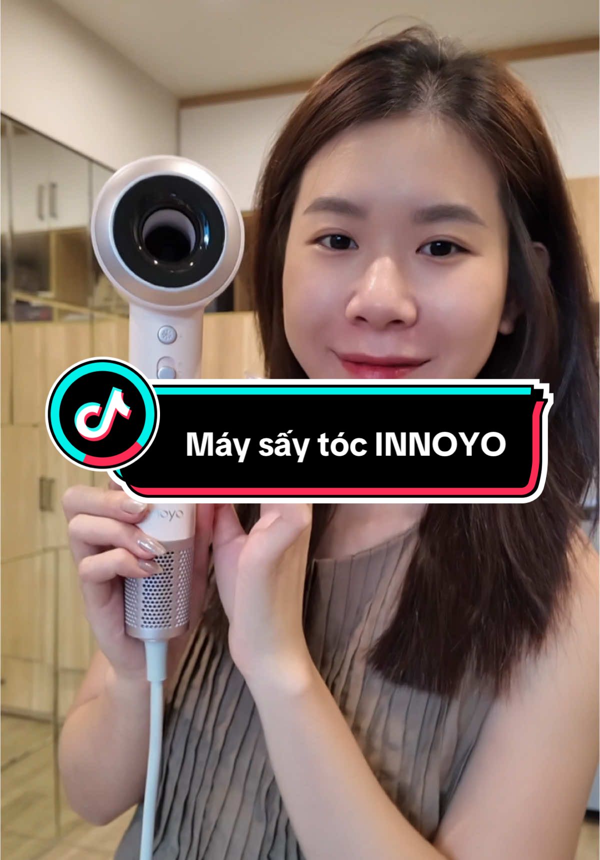 Cái màu hồng rất mê rất mê mấy bà ơi #INNO #INNOYO #hairdryer #maysaytoc #linhchuoireview 