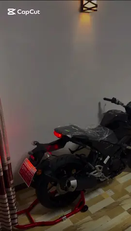 😁🖤#CapCut #mt15v2🥰 #mt15lover #brandnew #lovek💙 #bikelife 