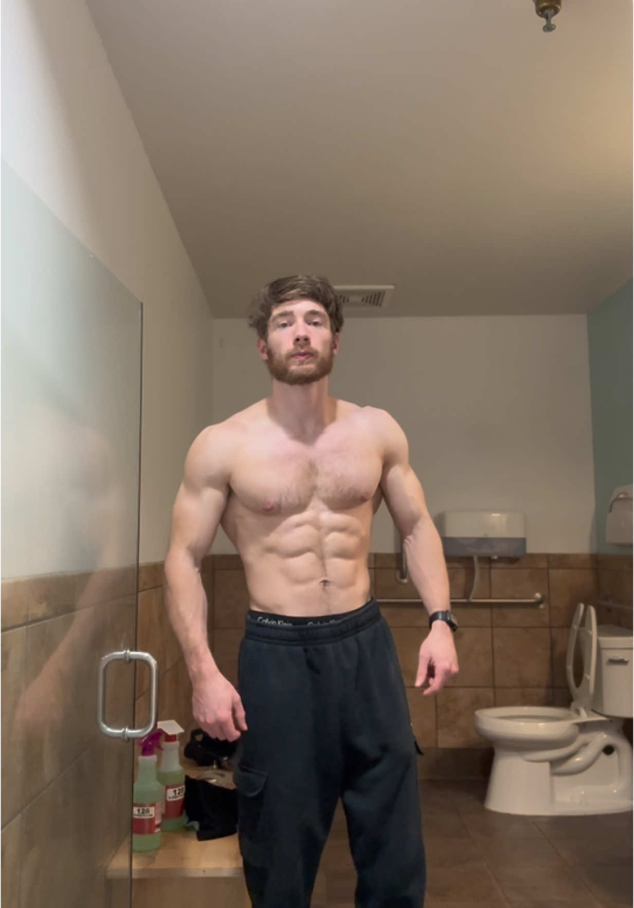 Another day #GymTok #foryou #gym #fypシ #pyfツ #lean #gymmotivation #tuesday #shoulders 