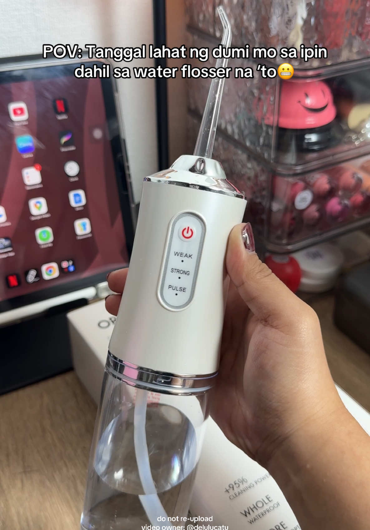 Nagulat ako beh anlakas pala neto nabasa mga gamit ko😂 Mag-checkout ka na rin neto!!😉 #waterflosser #oralirrigator #oralirrigatorwaterflosser #waterflosserforteeth #teethfloss #fyp 