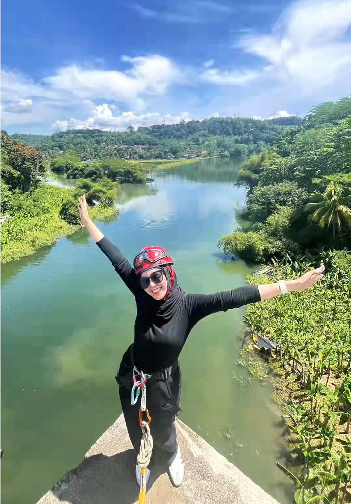 Happy birthday to me!  #ropejump #ropejumping #rajamandala #citarum #cianjur #bandung #extreme  #extremesports #birthday #coraropejump @Gasgow Adventure 
