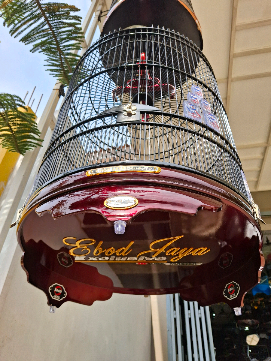 SANGKAR MURAI TEBOK PVC BLACK MASTER AKRILIK TIMBUL MERAH MAROON 🤩🔥 #deposangkarindonesia #ebodjayaexclusive #ebodjaya #sangkarmuraibatu #sangkarburung #salamkicaumania #fyp 