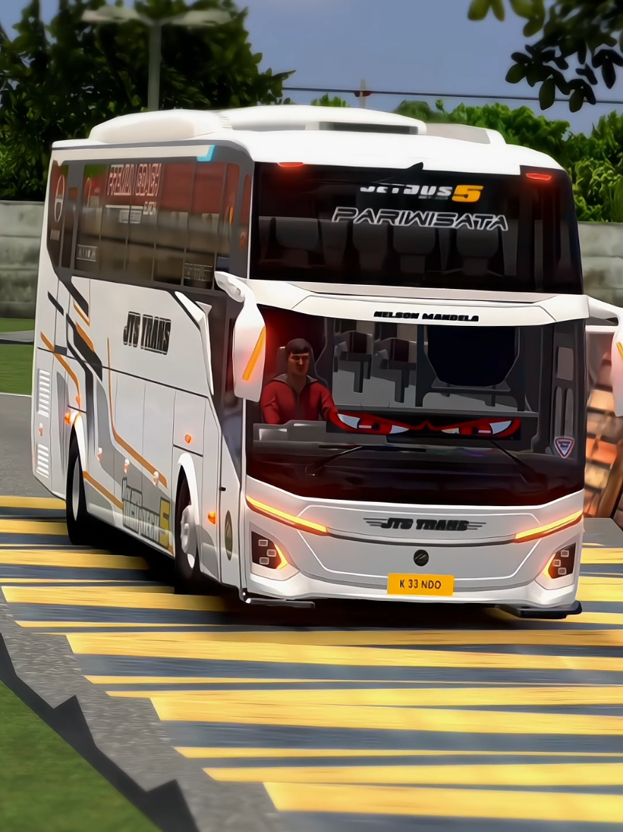 suspensi pulen 😋 . #bussimulatorx #idbsstudio #bussimulatorindonesia #gamesimulator #bissimulatorindonesia #jb5 #jb5adiputro #busmania #gamebussid 