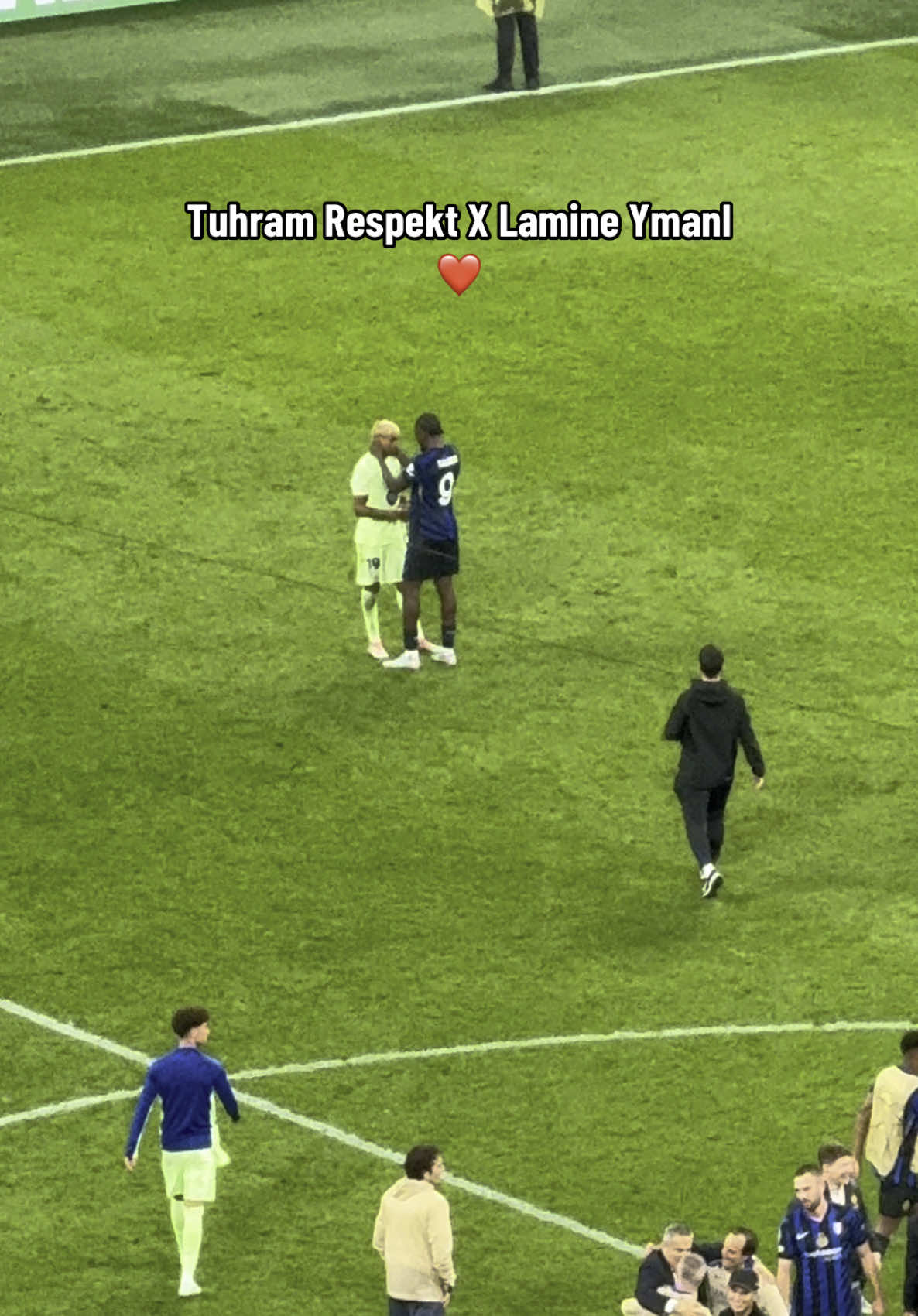 Echt ein Riesen Respekt an tuhram #uefachampionsleague #uefa #fcbarcelona #final #traurigevideos #traurig #spain🇪🇸 #spain #franc #frankreich🇫🇷 #lamineyamal #inter #italy🇮🇹 #fan 