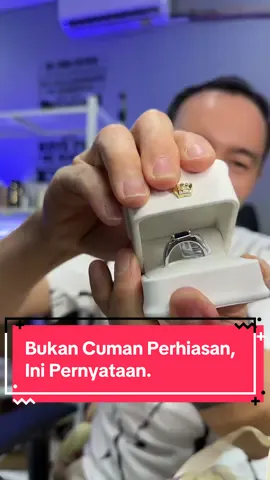 ✨ Cincin Estetik dari Chard Wake – LEMEN Series ✨ 💍 Cincin Pria Original – Elegan, mewah, dan anti karat 💍 Dapat Disesuaikan – Mudah diatur agar pas di jari 💍 Certificate CWR013 – Jaminan kualitas premium Di Chard Wake, kami menghadirkan perhiasan berkualitas tinggi tanpa harus menguras kantong. ✅ Desain Memukau – Dari runway ke gaya sehari-hari ✅ Kualitas Terjangkau – Perpaduan sempurna antara kemewahan dan aksesibilitas ✅ Komunitas Berkembang – Bersinar bersama kami  #chardwake #cincinpria #jewelryoriginal #aksesorismewah #perhiasanantikarat #lemenseries #certifiedjewelry #gayahidupmewah #estetik #komunitasperhiasan #cuantanpabatas #wibgajian #smartlive 