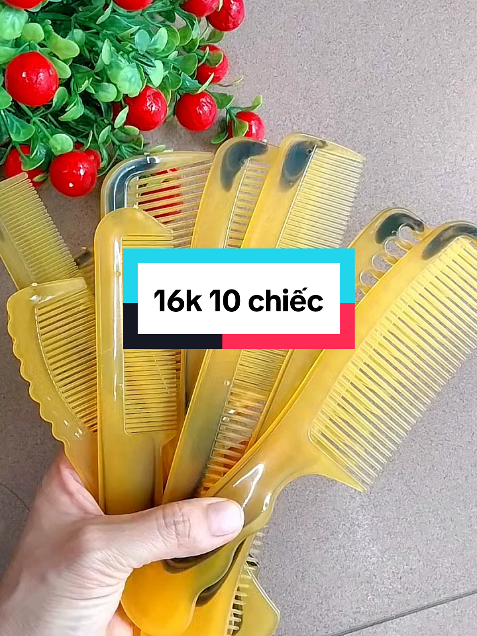 16k 10 chiếc lược  miễn ship, mn săn lẹ nhaaa #luoc #combo10luoc #luocchai #luocchaitoc #luocchaitocgoroi  #luocchaitocthongminh #luocchaitoc 