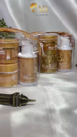 Nihh yang penasaran bisa komen-komen laginyaa 😍🥰 buruan order dan buktikan sendiri 🫢 #CapCut #GlowingTanpaRibet #ABGlowUp #skincareamanbpom #LuxBright #GoldPremium #SkincareAlami 