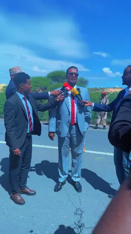 Soo dhawayntii maxadax wayne ku xigeenka qaranka somalind ab maxamed ali aw cabdi iyo Gudoomiye abdicasiis caga wayne #hargaysa #somalindtiktok💚🤍❤️ #foryoupage #borama_awdal #awadal 