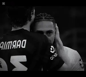 #رسمت_حلما_وانكسر🥺💔💔 #برشلونة_عشق_فيسكا_برسا🔴🔵🔴🔵 #شعب_الصيني_ماله_حل😂😂 
