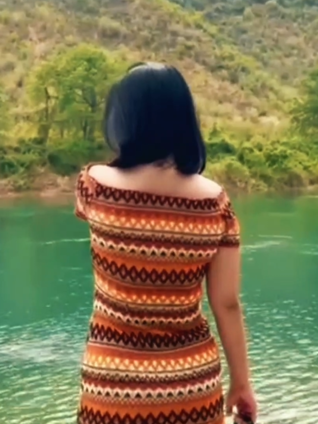 Shake it to the max 🧡 #CapCut #trendမိုက်မိုက် #sheindress  #myanmartiktok🇲🇲🇲🇲 #millionviews #fvpシ♡ #fypage #fypシ゚ #mostviralvideo  #shakeittothemax 