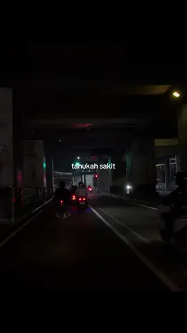 aku muaakk.