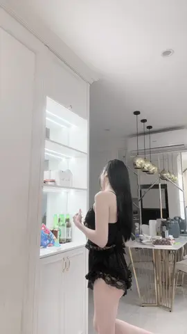 Kệ họ đi, cứ sống cuộc đời của mình thôi,,, Nắng chiếu đến ai thì người đó ấm 💕