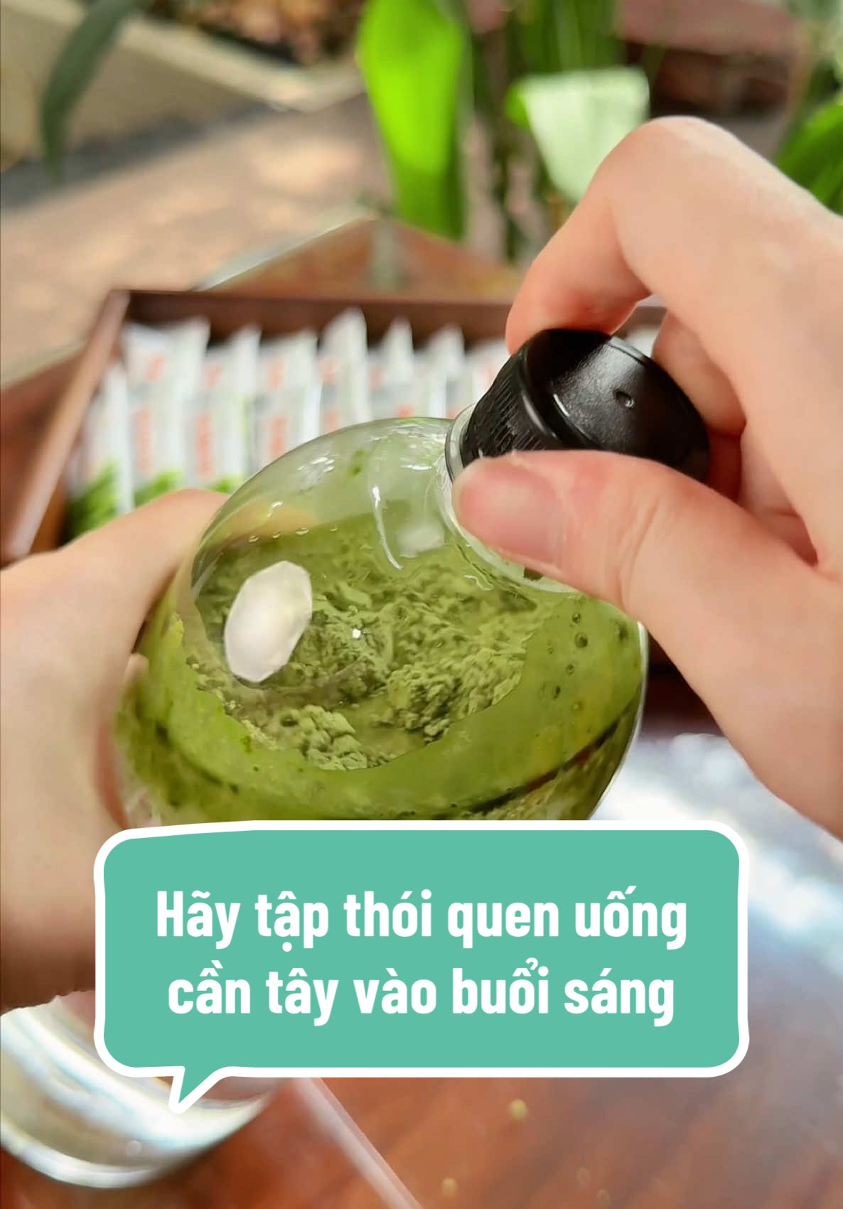 Hãy tập thói quen uống cần tây vào buổi sáng #nutriherbs #botcantay 