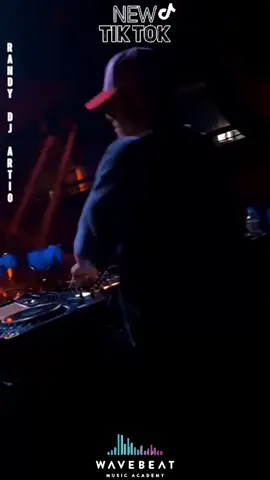 PAKAI HEADSET OR AUDIO CAR NEW REMIX by NeoType DJ Team REMIXER (dj4rt10 x Dwikey)🎧👍 YA ODNA X THE DRUM 2025 BREAKBEAT MODERN VOL 1 VVIP PROJECT PRO FULLBASS NEOTYPEDJ - DJ 4RT10 🎧🎧💃 #dj4rt10  #realdj  #topdj #bestdj  #djfullbass #djstadium  #djfavorite #djbreakbeat  #jedagjedug #djindonesia  #musikdjviral2025  #musikdjfavorite  #breakbeat #remix  #teamtiktok #newtiktok  #neotypedj #wavebeat  #fullbass #fypsounds  #fyp 