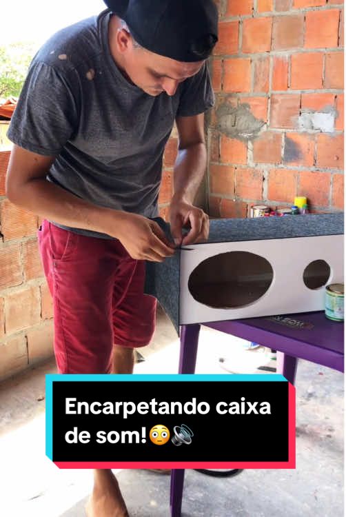 Encarpetando caixa de som!😳🔊#somautomotivo #som #áudio 
