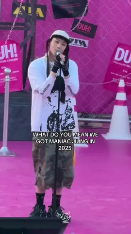 you guys i am so sick. i should be there rn, but instead im watching clips in my room at 4am on a school night 💔💔 (video cr. KKKID303 on x) #jiung #choijiung #jiungp1harmony #p1harmony #p1h #piwon #p1ece #p1ecefyp 