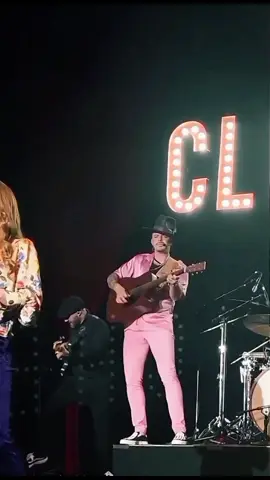 Así se escucha sanar... #jesseyjoy #teespere #fouryou #amorproprio #sanar #soltar #letras #acustico #envivo 
