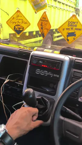 Gini bukan si😭#bahanswmu #soundviral #nyetirsendiri #mentahanlirik #sinarengan #mentahannyetir #cantermaniaindonesia #trendsalaman#nyetirsendiri 