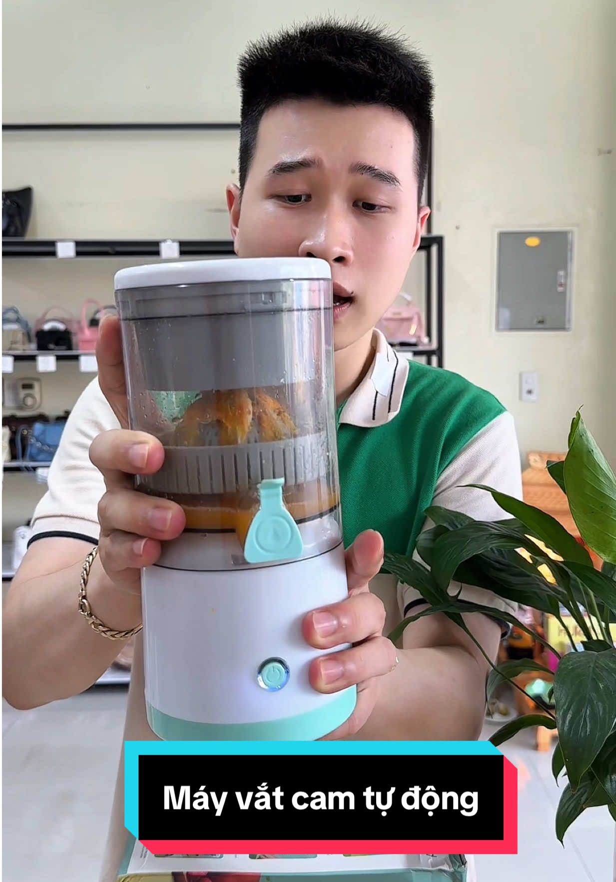Máy vắt cam tự động công suất 45w máy chạy rất mạnh #mayvatcam #mayvatcamtudong #giadung #giadungtienich #dathuyenfamily 
