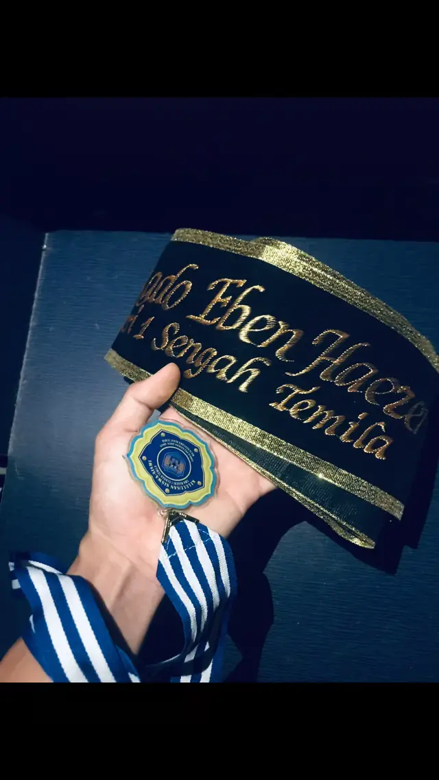 #fyp #lewatberanda #graduation2025 #highschool #snapedit 