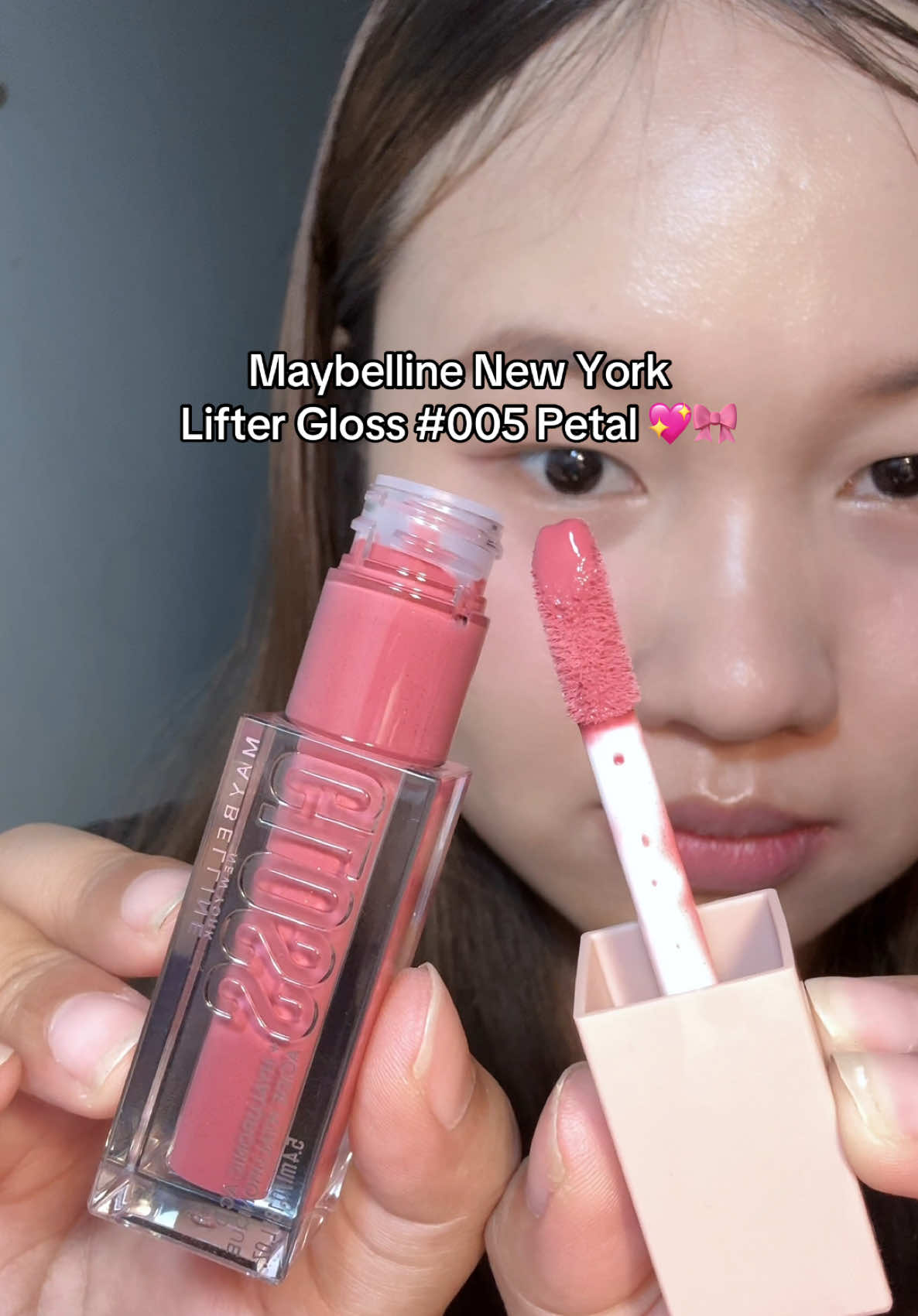 Maybelline lifter gloss 005petal #maybelline #maybellineliftergloss #maybellinelipgloss 