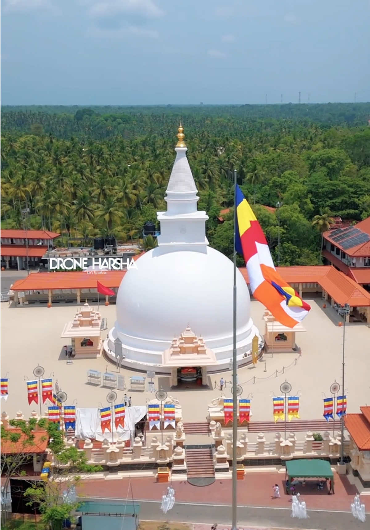 🔴මිහිපිට දෙව්ලොව වැනි ශ්‍රී අංගුලිමාල මහා සෑ විහාරය ගෞතම බුදු සසුනට පූජා කිරීමේ පුණ්‍ය මහෝත්සවය උතුම් වෙසක් පොහොදින  Drone Harsha @followers#droneharsha #angulimala_seya #mahameunawa #vesak #angulimalamahaseya  #bowatta  #asapuwa 