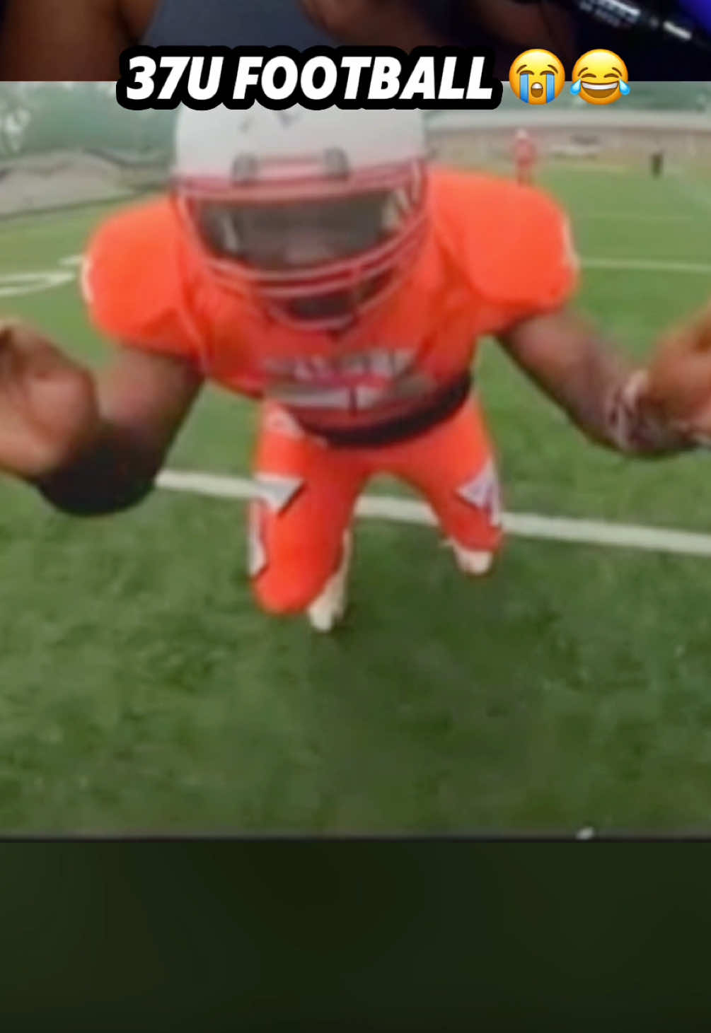 They got it lmao 😂😭 #37ufootball #37u #football 