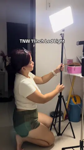 TNW Led light tri color #tnw #tnwlight #affiliatemusthave #tiktokaffiliatestarterpack #affiliatestarterpack #tnwled11inch #tnwledlight #tnwlighting #tnwlights #ledvideopanel #videopanel #makeuplighting 