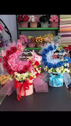 BLOOMBOX BULAN SABIT Spesial buat wisuda pondok Pengiriman dariBatang, Jateng Pemesanan bisa wa 082329097325 #roundbouquet #senyumhantaran #bouquet #buketuang #buketbatang #buketpekalongan #craft #buketwisuda #buketboneka 