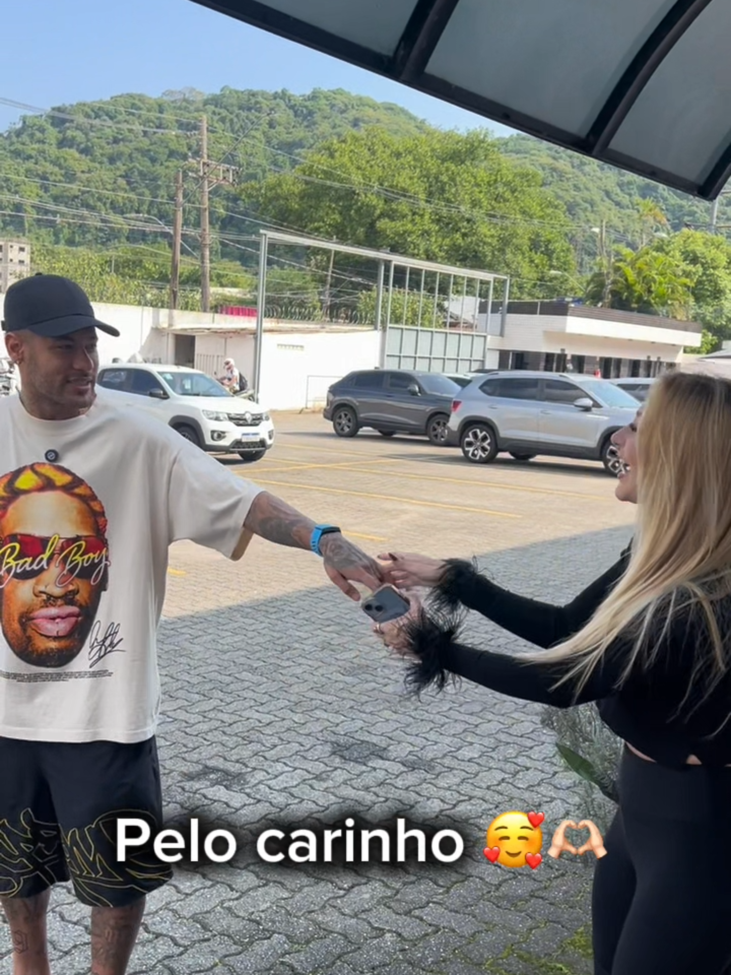 MUITA RESENHA! 🤣🤣 Neymar aparece em vídeo de humor de uma influenciadora! 🤩 🎥@dudaalcova #FutebolBrasileiro #Neymar